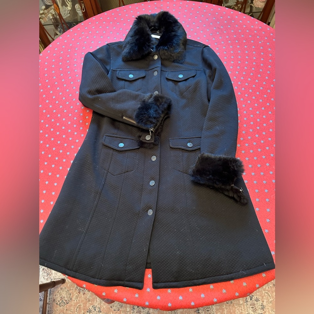 Anne Fountaine Black with real Rabbit Fur detachable cuffs/collar coat Size 12